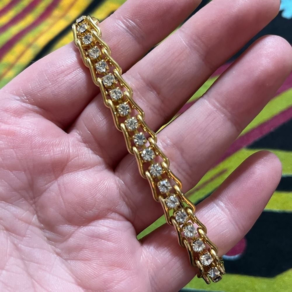 Vintage Cubic Zirconia Gold Tone Metal Link Costume Jewelry Tennis Bracelet